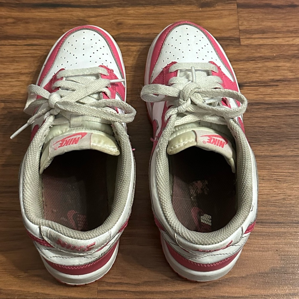 Nike Dunk Low “Laser Fuschia” GS Sneakers, Size: 5Y - Picture 6 of 12